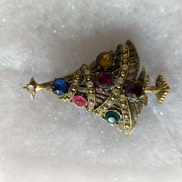 Hollycraft Christmas tree brooch - Picture 1 of 3